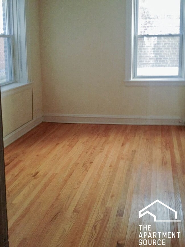 Photo - 2206 W Foster Ave