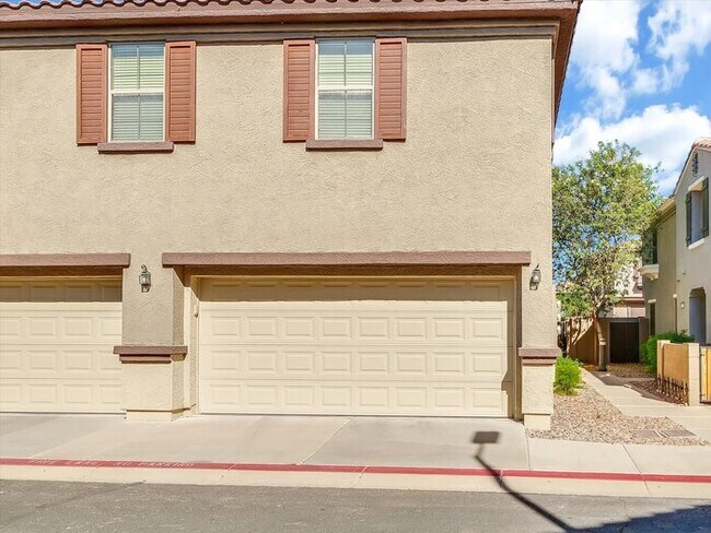 Photo - 1330 S Aaron