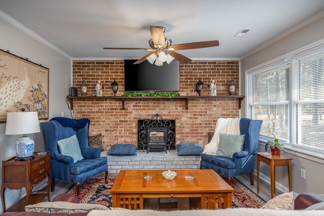 Photo - 7602 Beechwood Dr