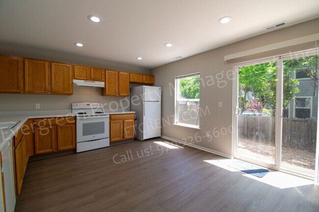 Photo - 3326 Warren Farm Dr