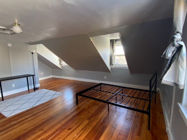 Photo - 229 Dwight St Unidad 2B
