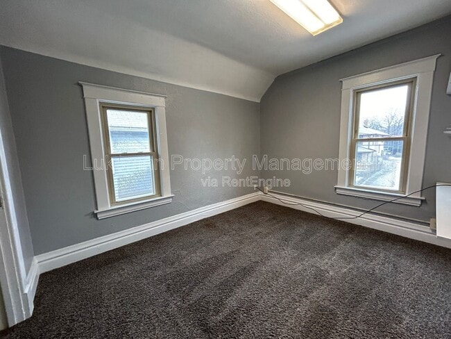 Photo - 1832 S Burdick St