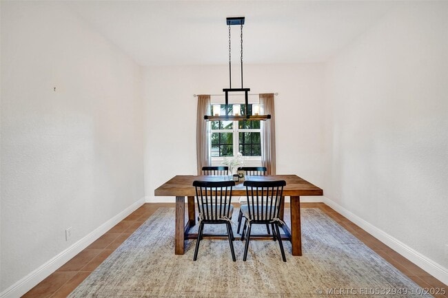 Photo - 228 SW 6th Ct