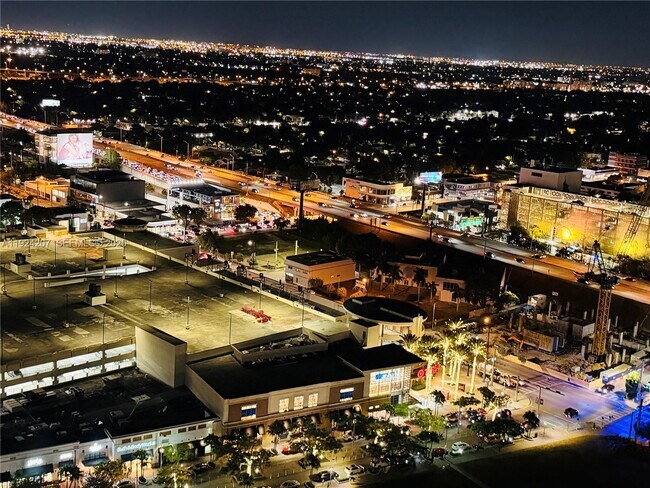 Photo - 121 NE 34th St Unit 3014