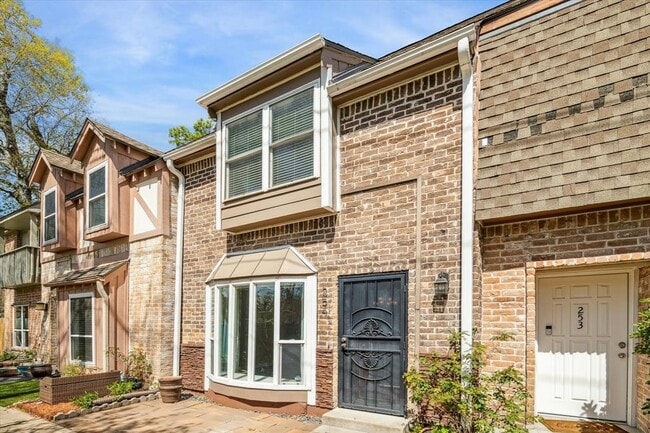 Photo - 820 Threadneedle St Condo Unit 254