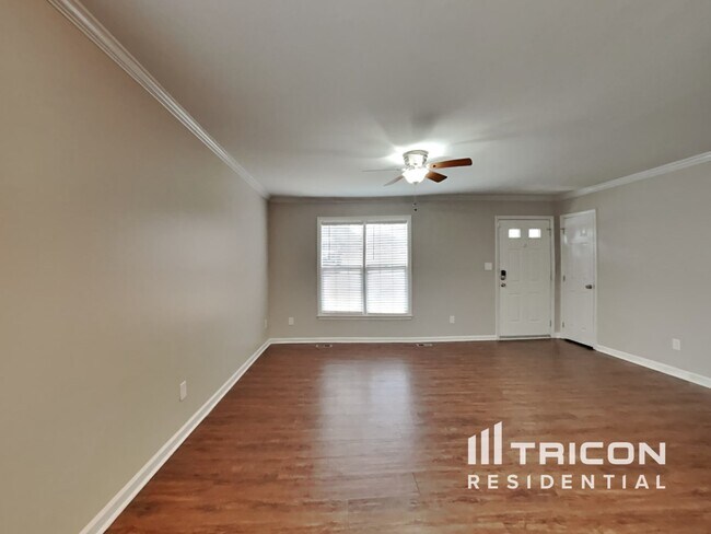 Photo - 1004 Girder Ct