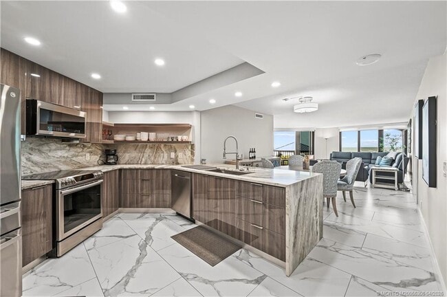 Photo - 9650 S Ocean Dr Unidad 106