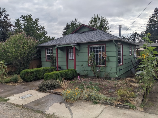 Building Photo - 314 N 7th St Rental