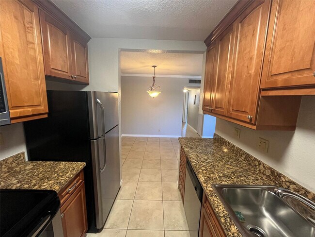 Photo - 2020 NE 56th St Unit 208