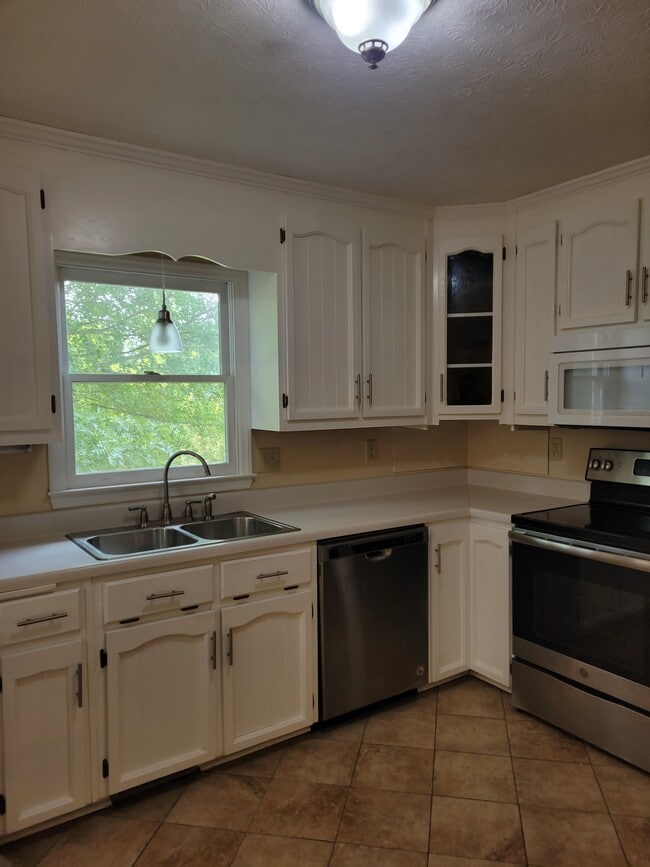 1405 Karr Ln