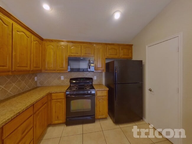 Photo - 2116 Charmion Ln