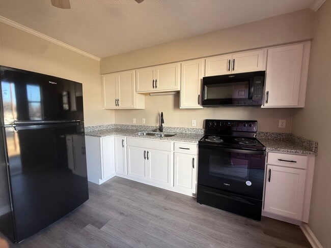 503 Lake Ave Unit A