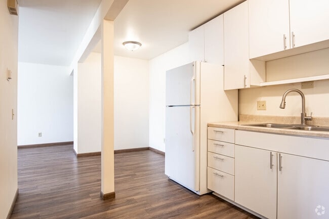 2BR, 1BA - 706SF - Liberty Valley Apartments