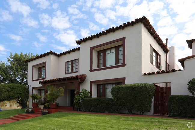 Photo - Patio Laguna Apartments