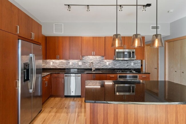 Photo - 1120 S 2nd St