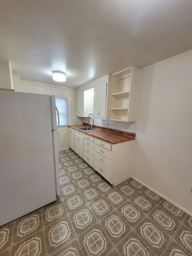 Photo - 326 3rd Ave SE Unidad 326 3rd Ave SE #1