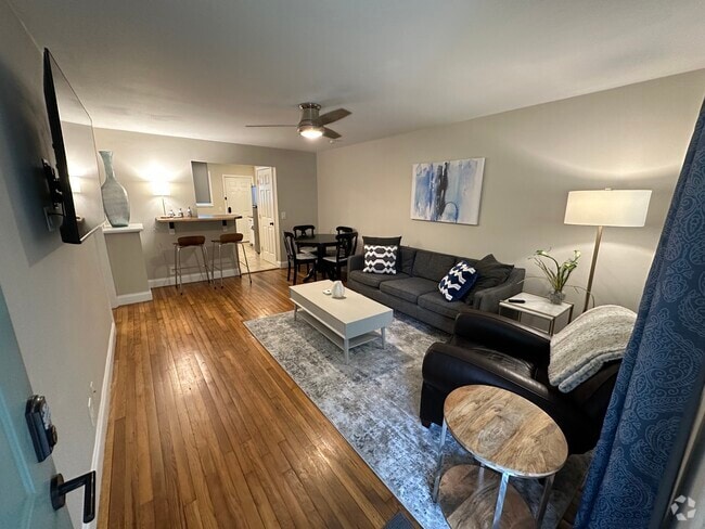 Building Photo - 603 Maplewood Ave Unit A Rental