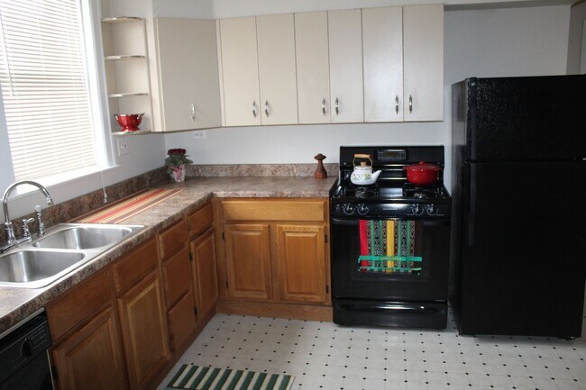 Photo - 2 Story Duplex