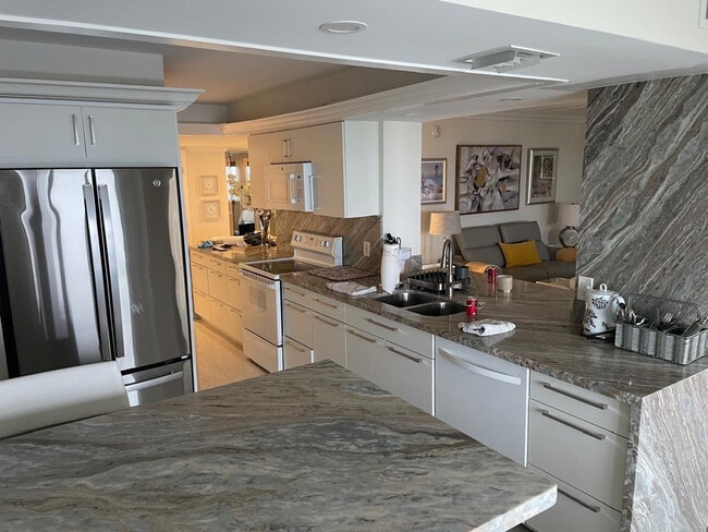 Photo - 4900 N Ocean Blvd Unit 912