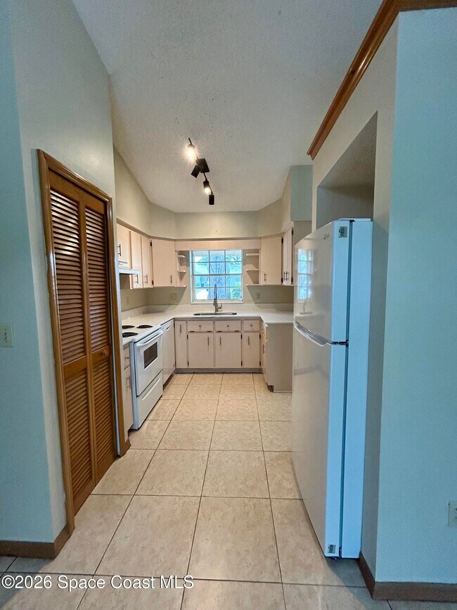 Photo - 63 Ivy Ln