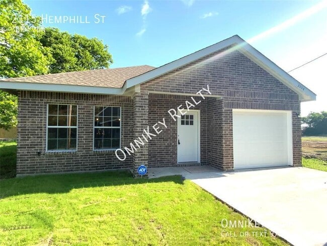 Building Photo - 2115 Hemphill St