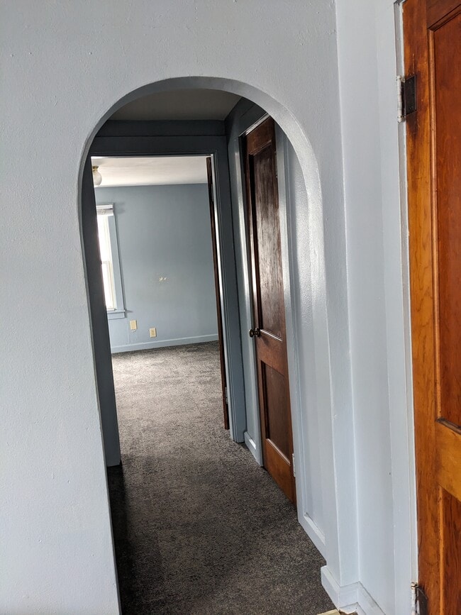 Hallway o Bedroom - 222 Dr Martin Luther King Jr Blvd Unit MKL #4