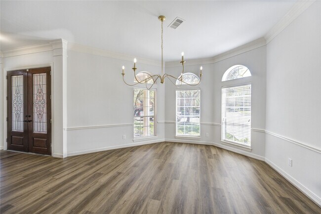 Photo - 3007 Mullingar Walk