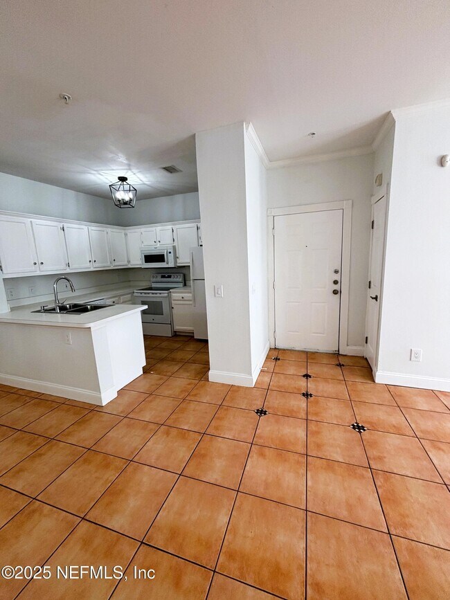 Photo - 201 Colima Ct Unit 1211