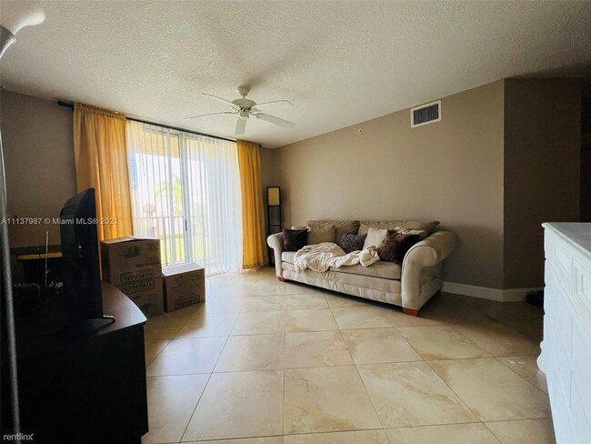 1 br, 1 bath Condo - 2061 Renaissance Blvd... - 1 br, 1 bath Condo - 2061 Renaissance Blvd...