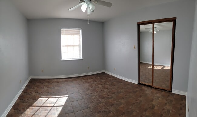 Photo - 101 Bluebonnet Ln