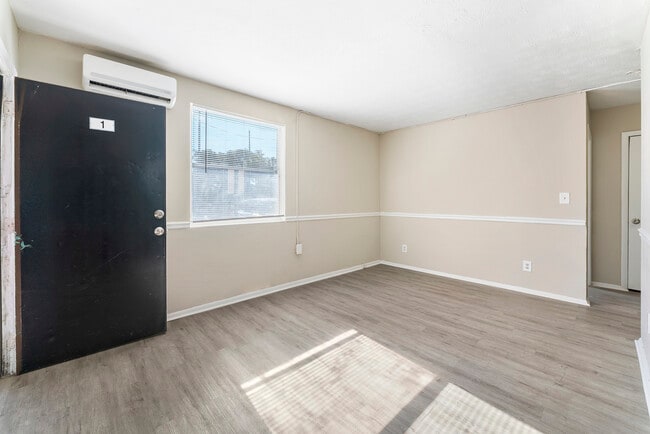 Photo - Cypress Landing