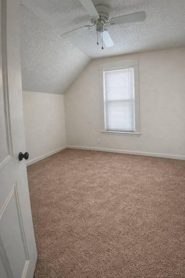 Photo - 110 9th Ave W