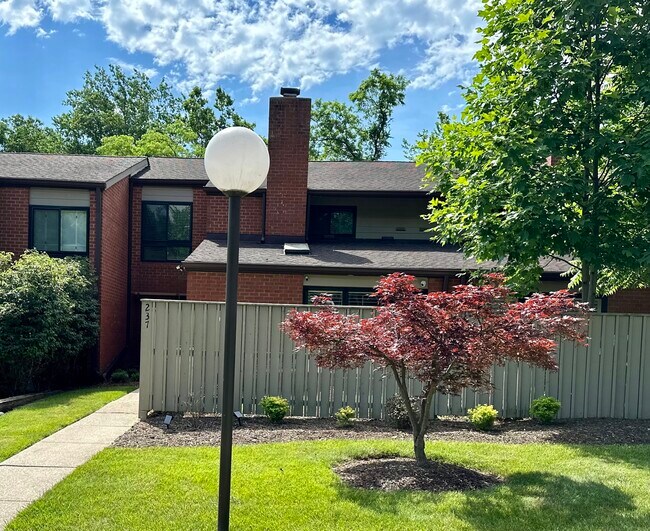 Photo - 237 Deer Fox Ln