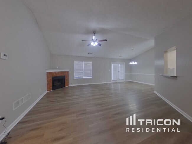 Photo - 104 Kimbell Farm Dr
