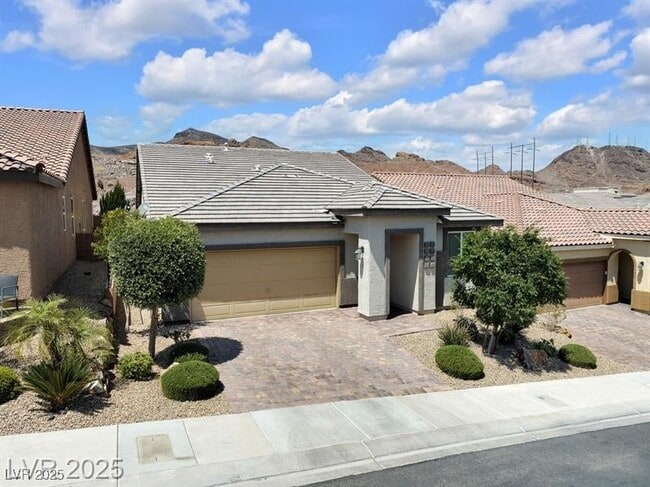 Photo - 1063 St House