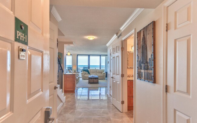 Photo - 901 S Atlantic Ave