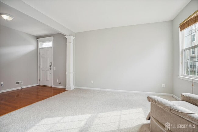 Photo - 1501 Gabriel Ln