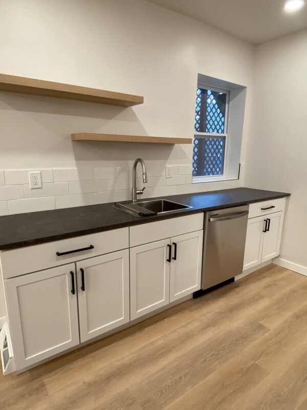 5140 Butler St Unit 2