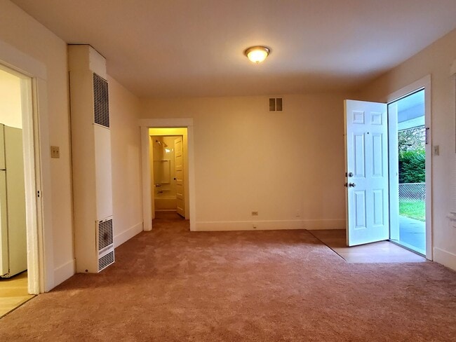 Photo - 3 bdrm, 1 bath home for $1995 Rent