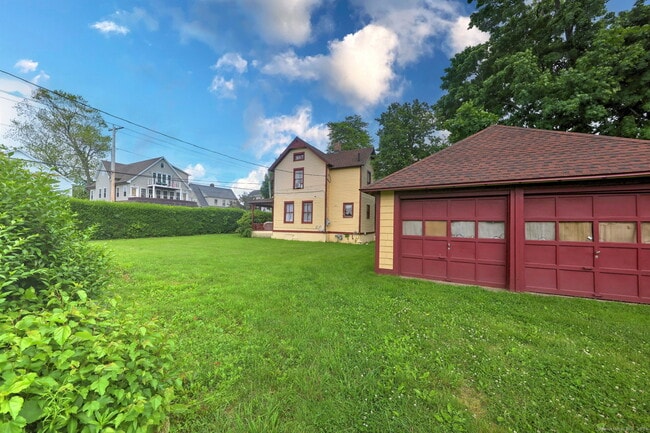 Photo - 32 Seaside Ave