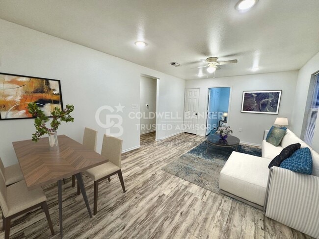 Photo - Elliston Commons