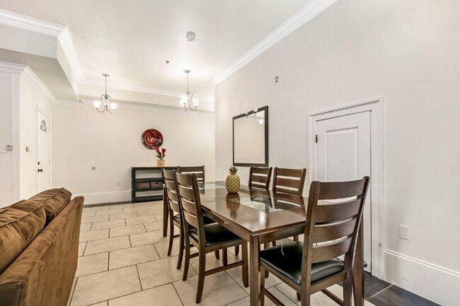 1818 Carondelet St Unit SI ID1269248P