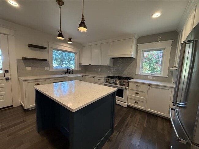 Photo - 8111 SW Capitol Hwy