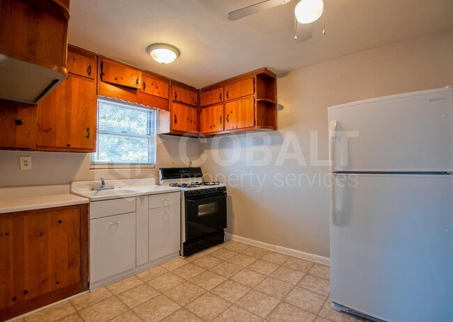Photo - 954 St Charles Ave NE Unit 2