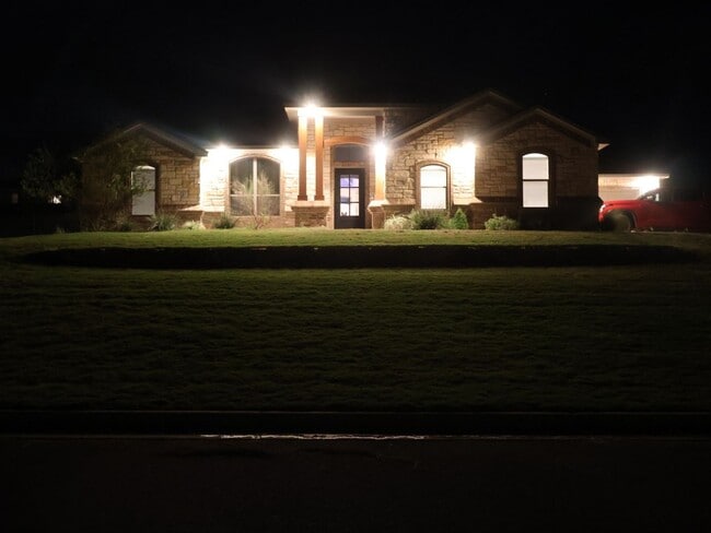 Photo - 1911 River Rock Trail