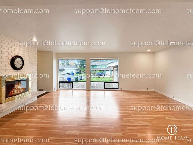 Photo - "Spacious 4-Bedroom Duplex with 2 Full Bat... Unit B