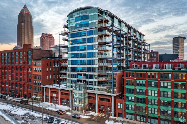 Photo - Pinnacle Condominiums