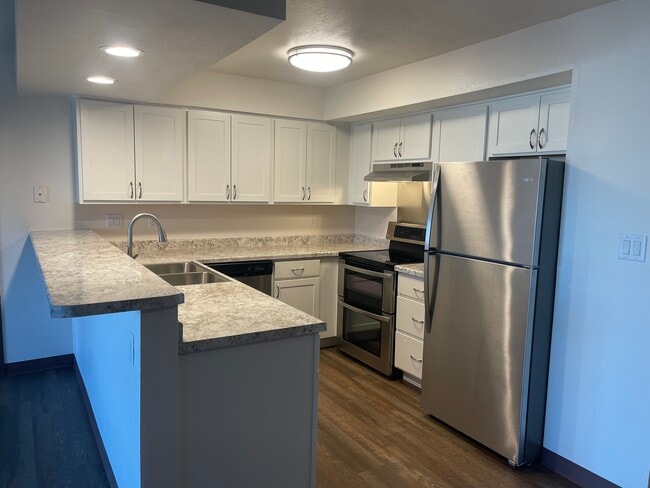 Photo - Heritage Village Apartments