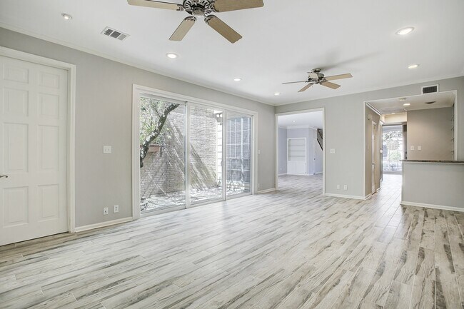 Photo - 7527 Del Monte Dr