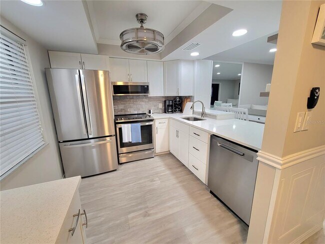 Photo - 930 Virginia St Unit 203